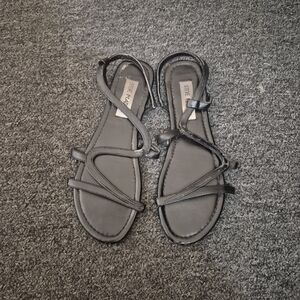 Steve Madden Elegant Black Sandals